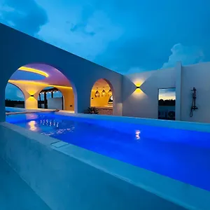 Tierra - Pool & Roof Panoramic Apartahotel